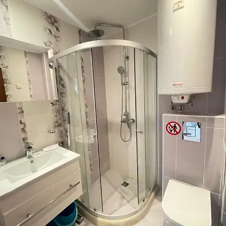 公寓 Sunny Varvara