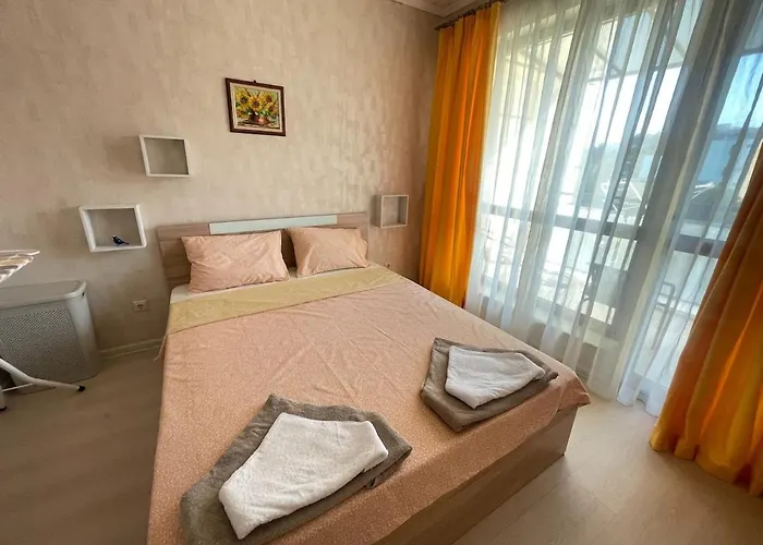 דירה Sunny Varvara *