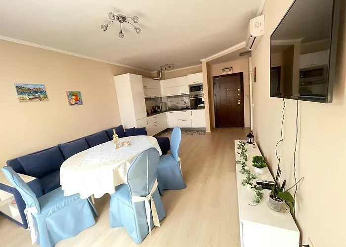 דירה Sunny Varvara וארנה